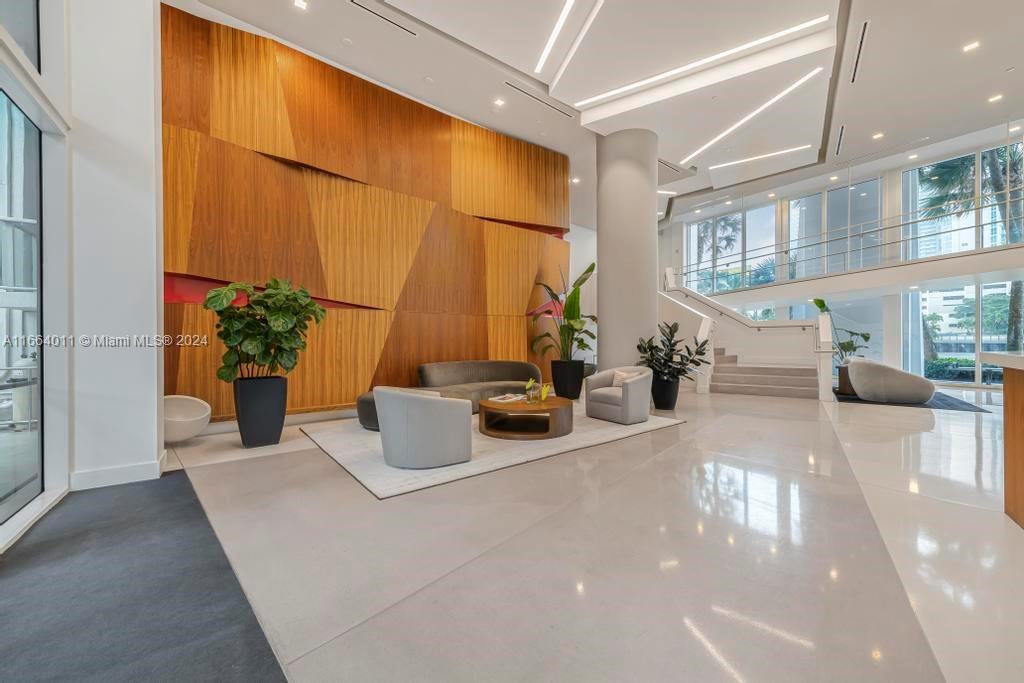 601 NE 27th St # 1002