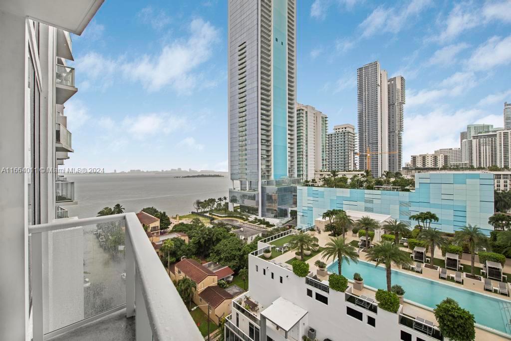 601 NE 27th St # 1002