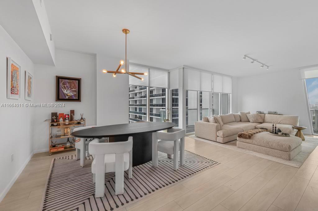 601 NE 27th St # 1002