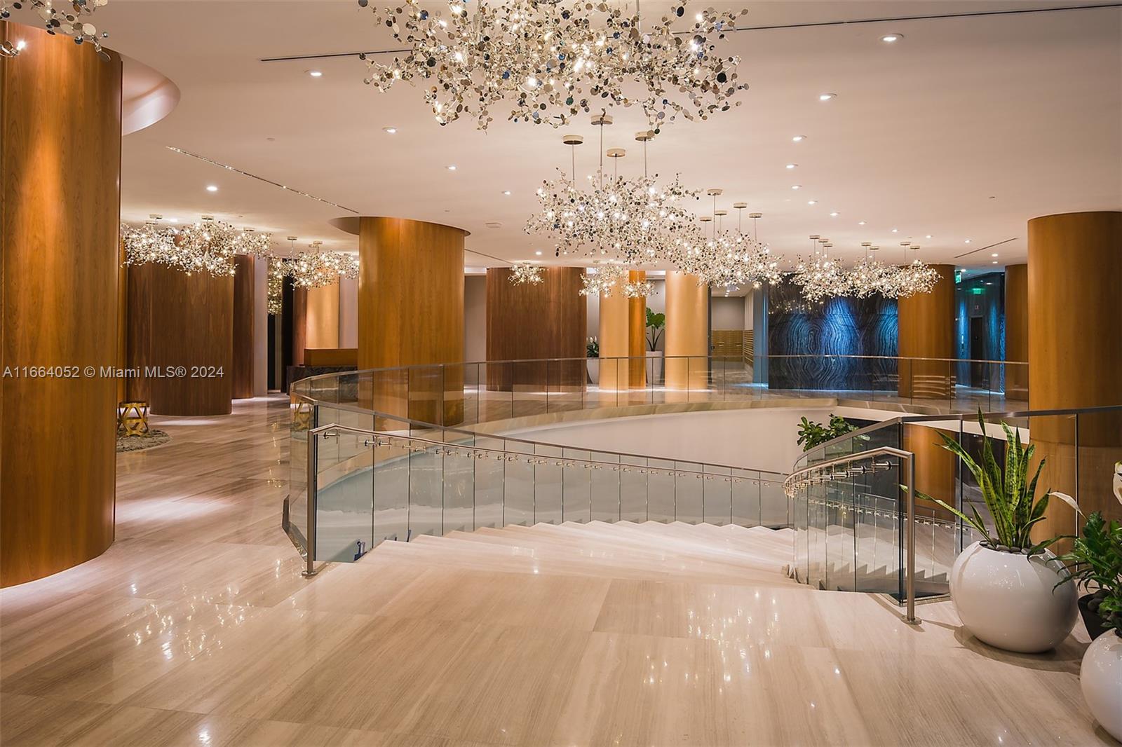 488 NE 18th St # 4500