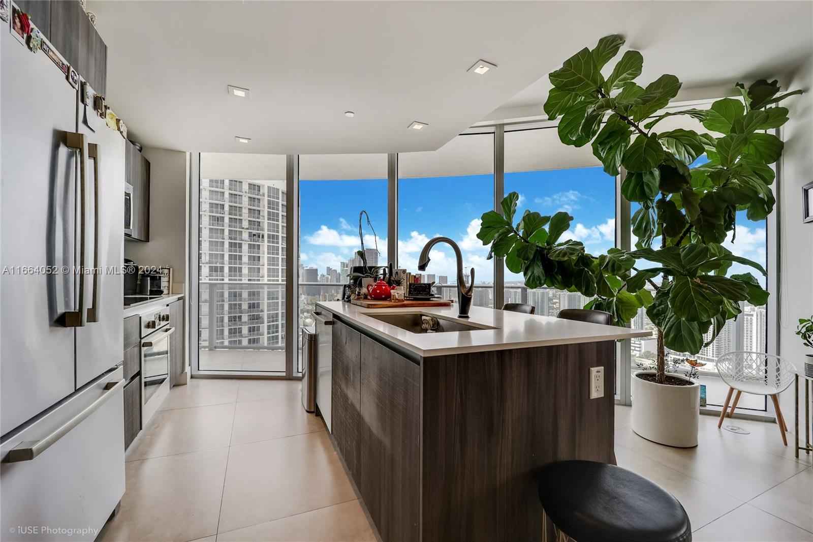 488 NE 18th St # 4500