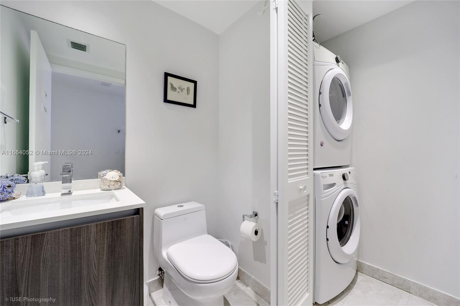 488 NE 18th St # 4500