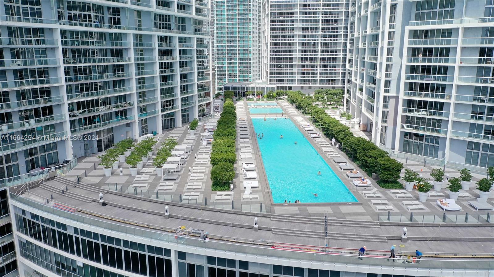 475 Brickell Ave # 5007