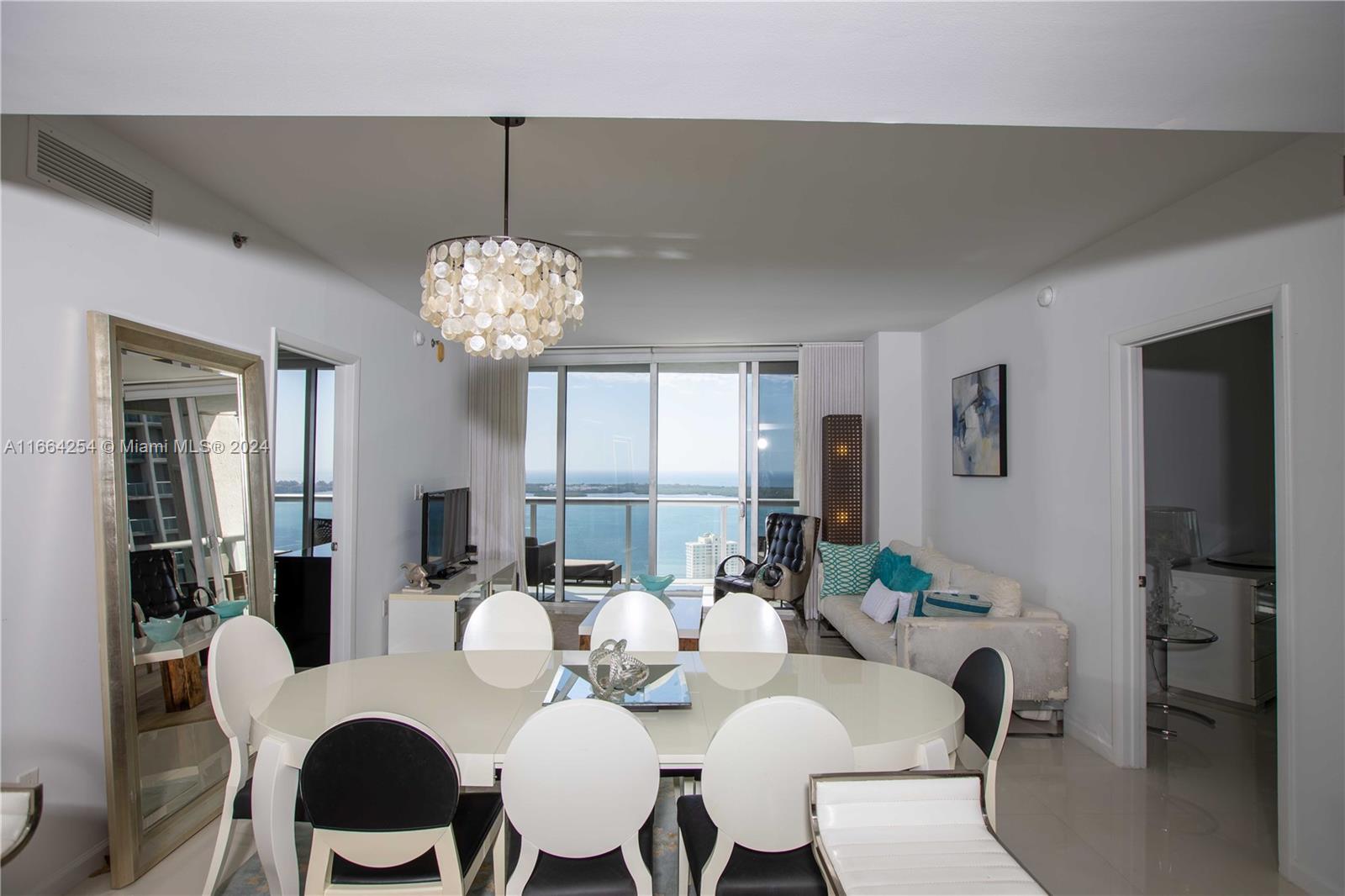 475 Brickell Ave # 5007