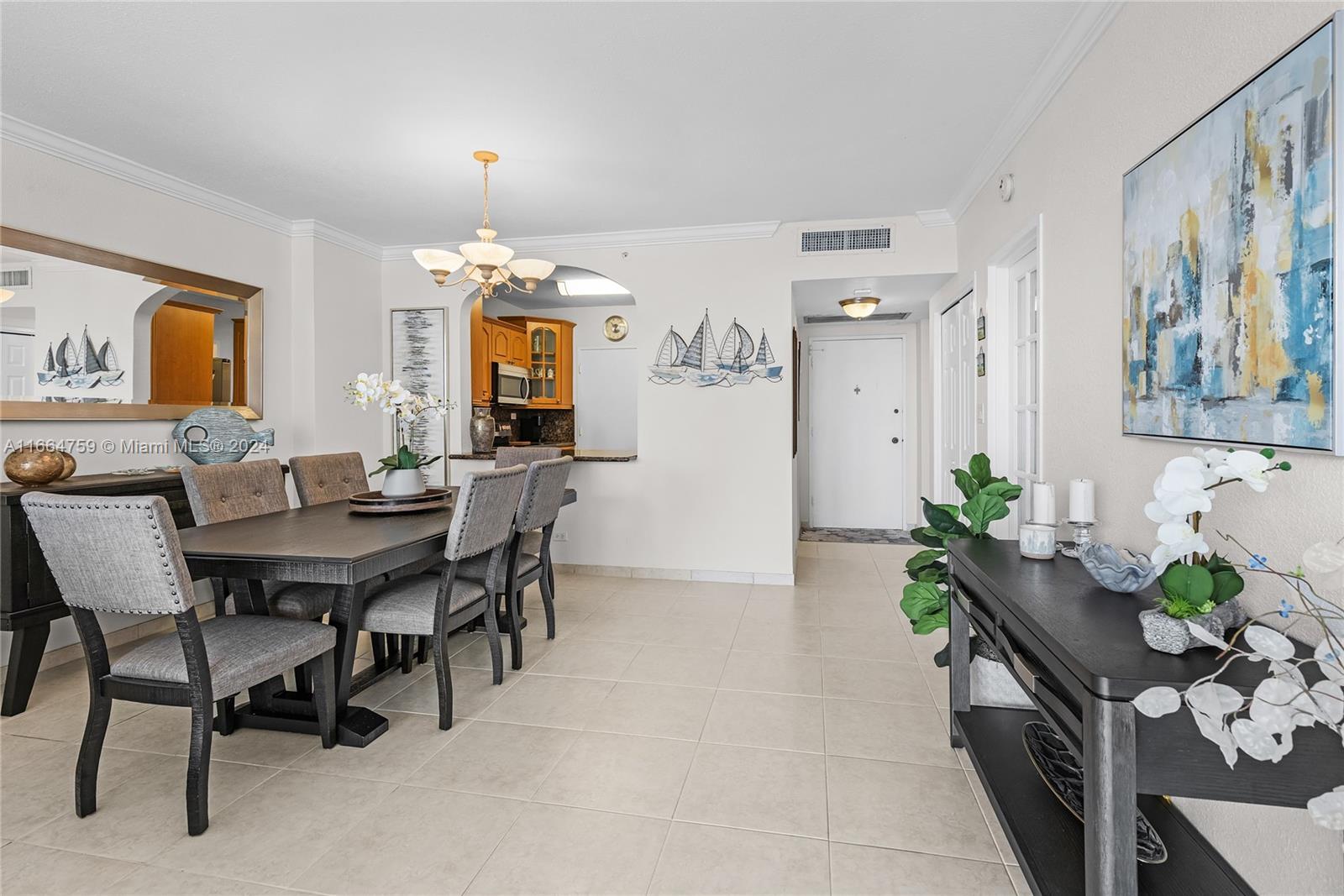 5601 Collins Ave # 417