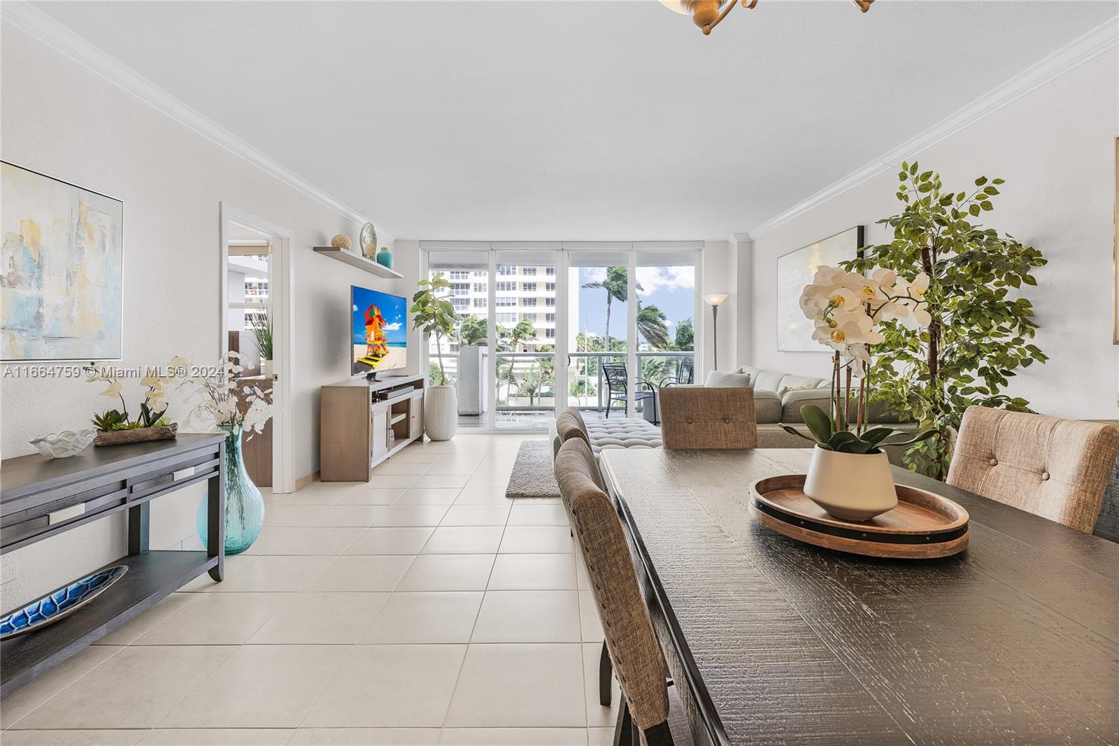 5601 Collins Ave # 417