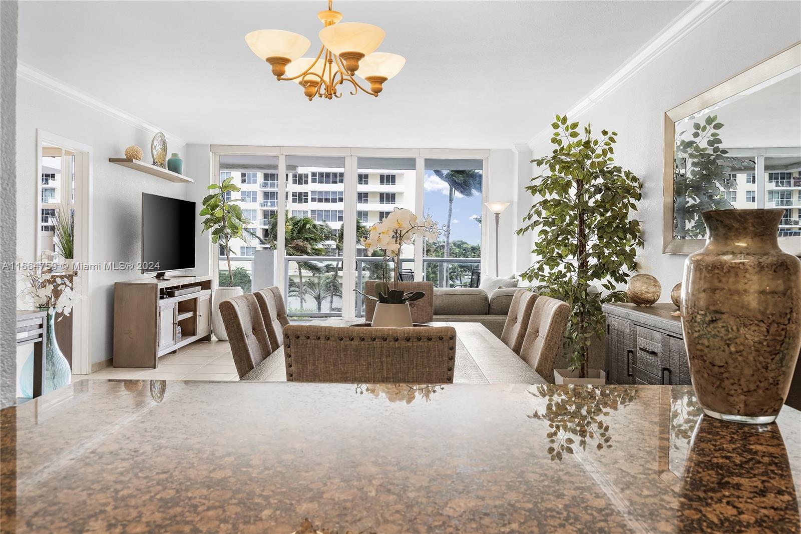 5601 Collins Ave # 417