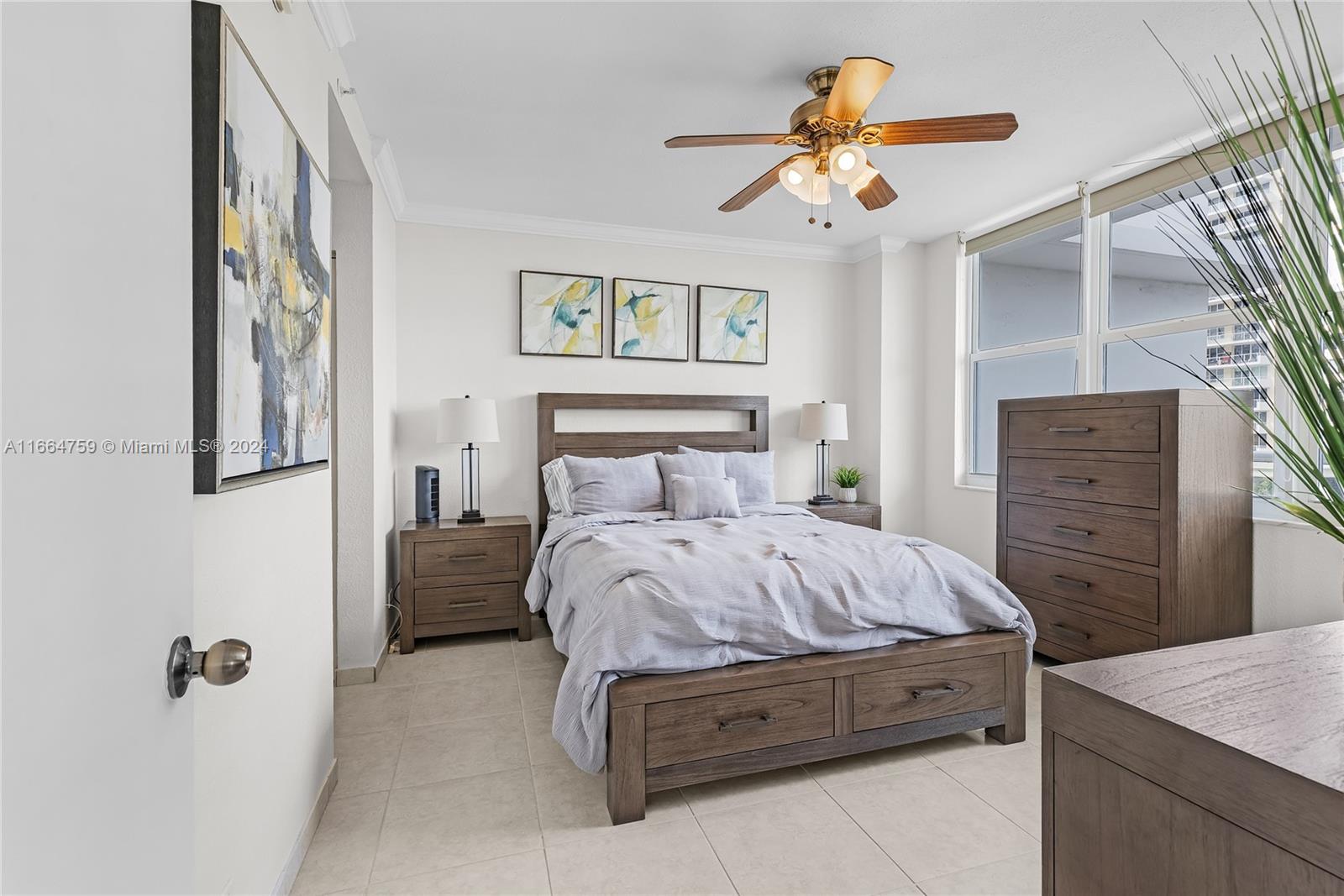 5601 Collins Ave # 417