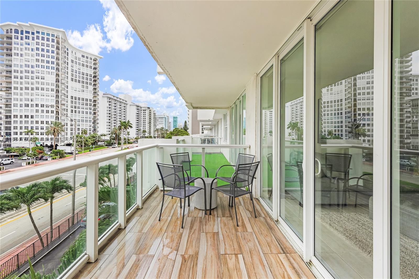 5601 Collins Ave # 417
