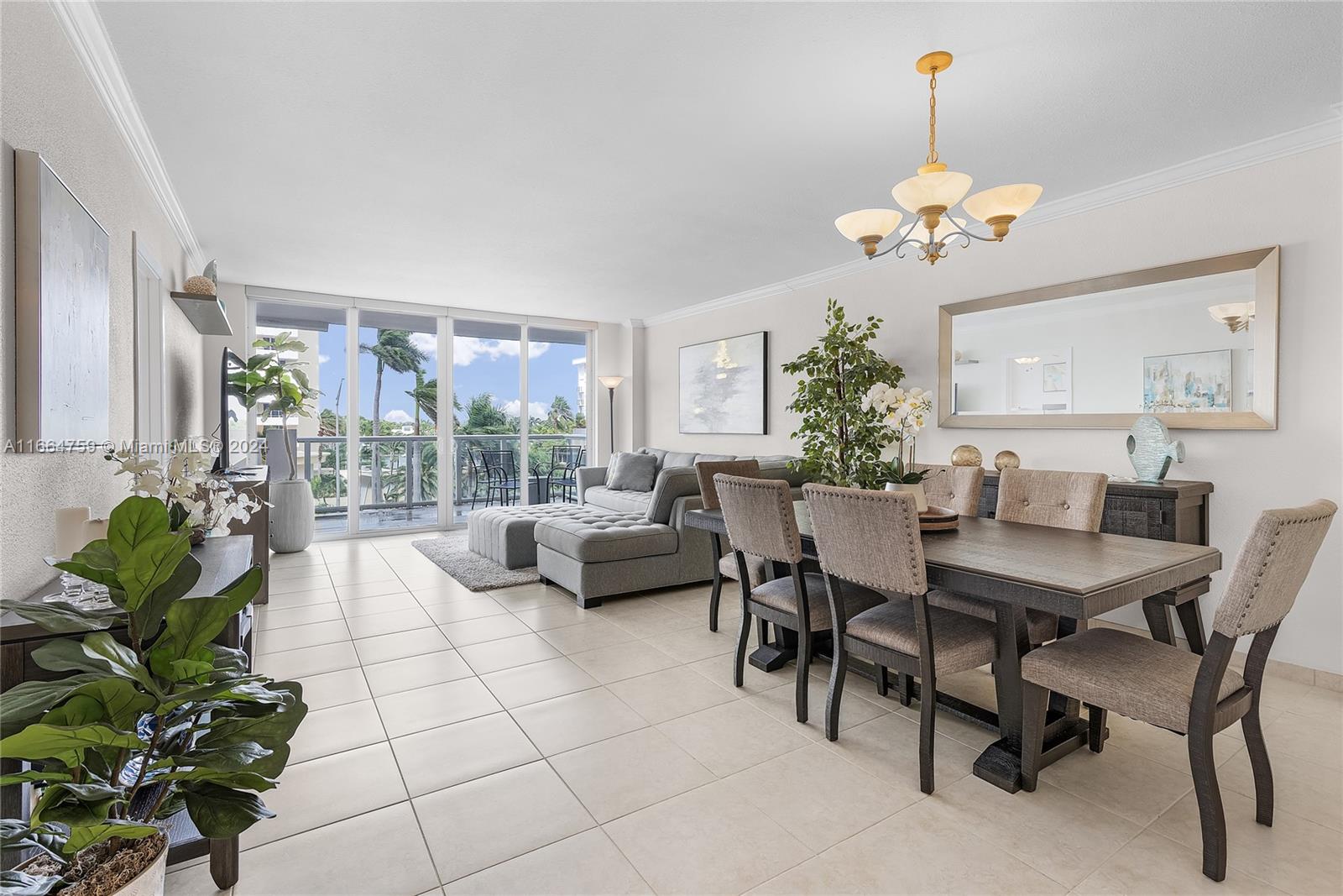 5601 Collins Ave # 417