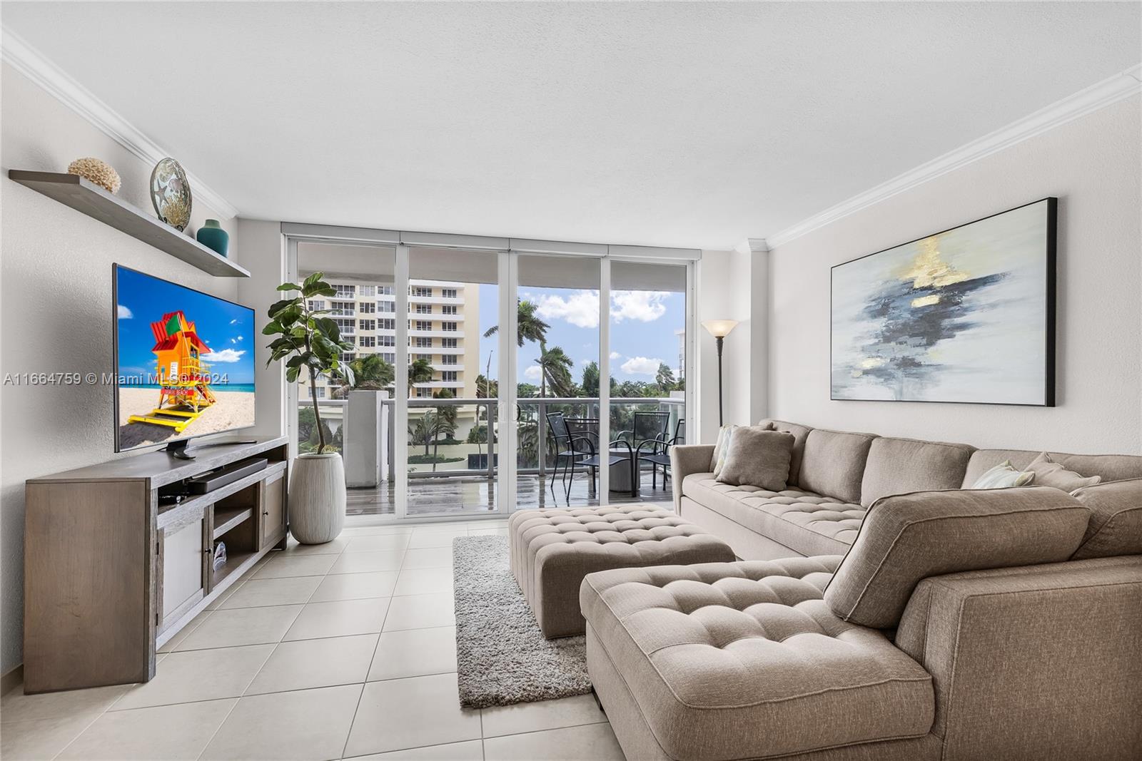 5601 Collins Ave # 417