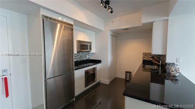 92 SW 3rd St # 1802