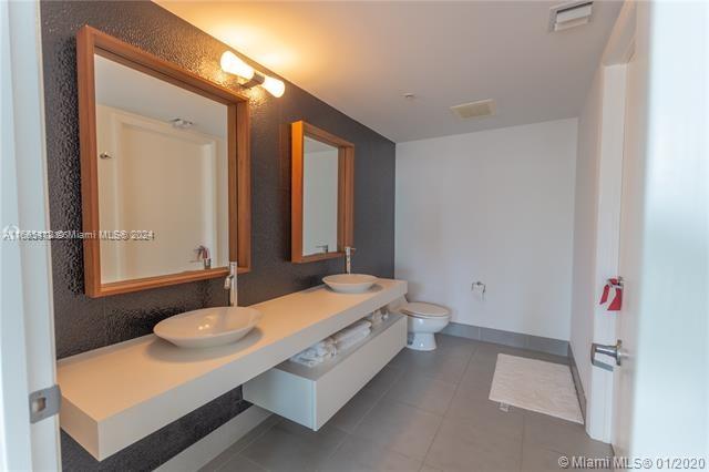92 SW 3rd St # 1802