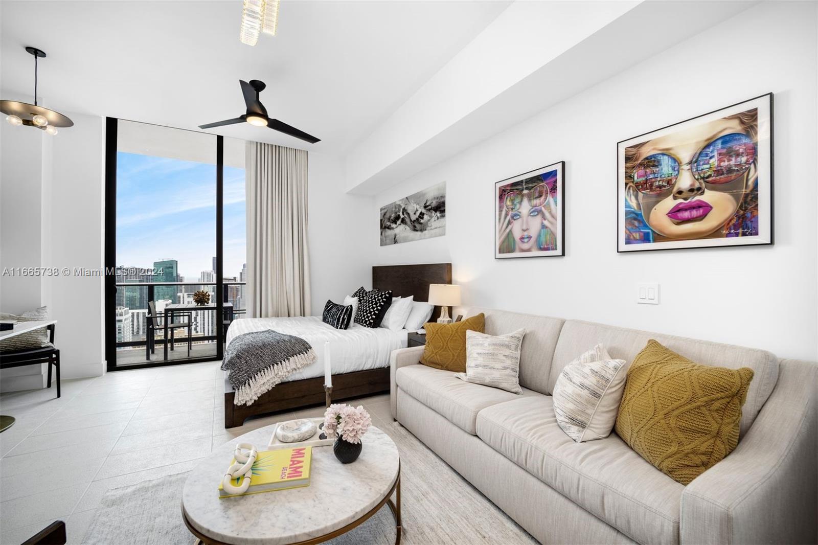 601 NE 1st Ave # 5112 Unit: PH-5112