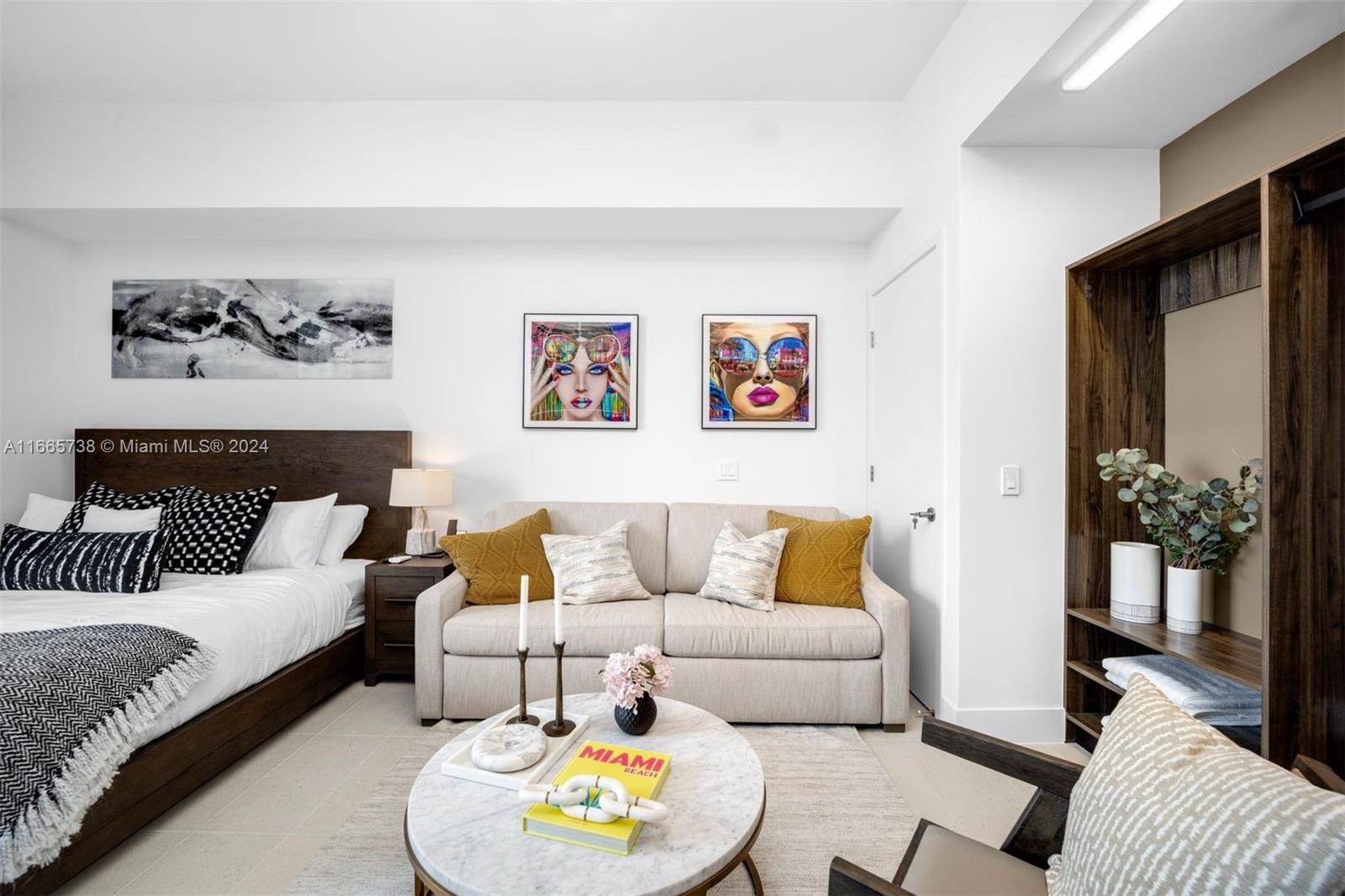 601 NE 1st Ave # 5112 Unit: PH-5112