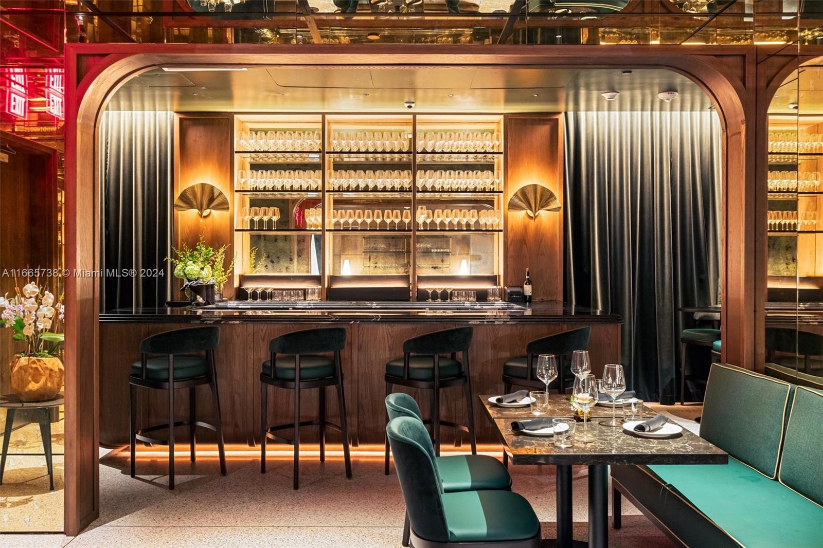 601 NE 1st Ave # 5112 Unit: PH-5112