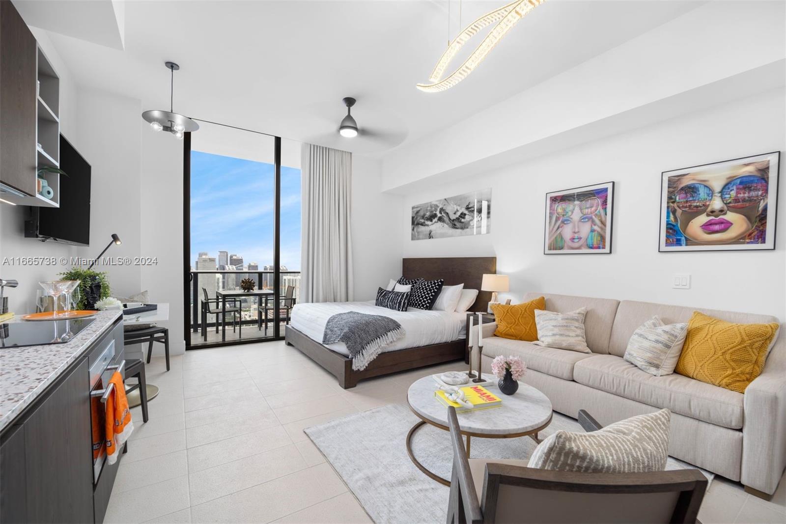 601 NE 1st Ave # 5112 Unit: PH-5112