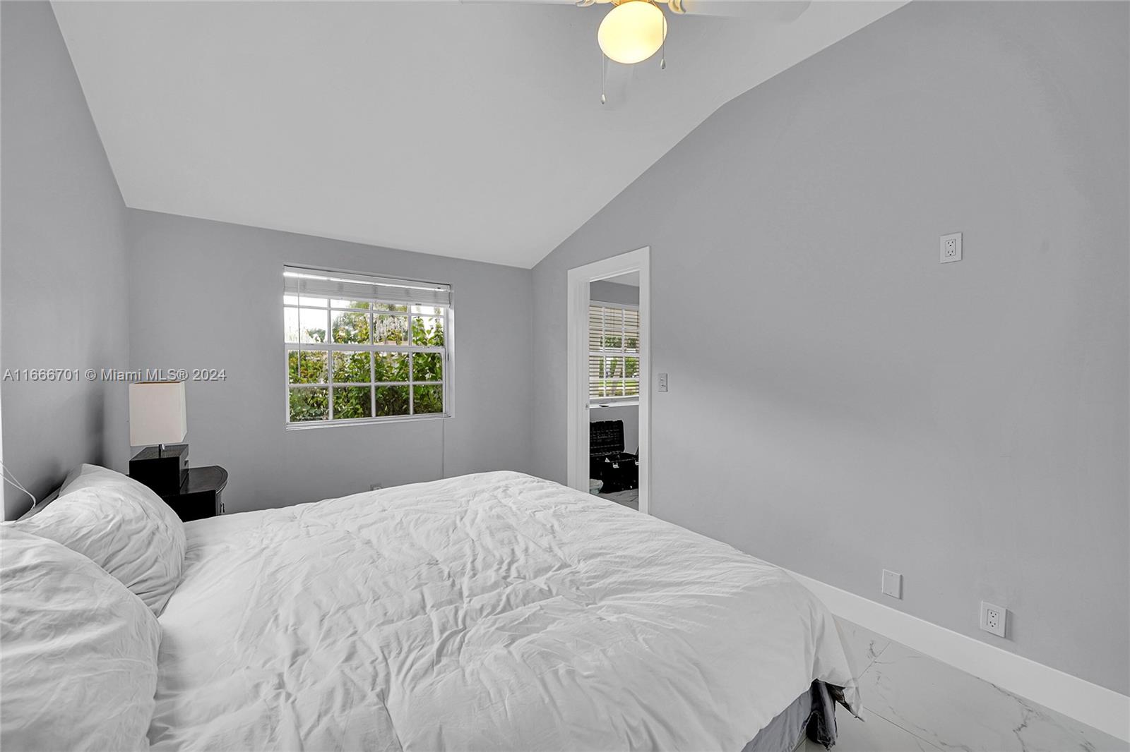 3814 SW 59th Ave
