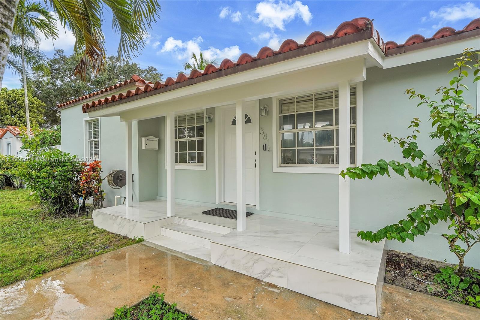 3814 SW 59th Ave