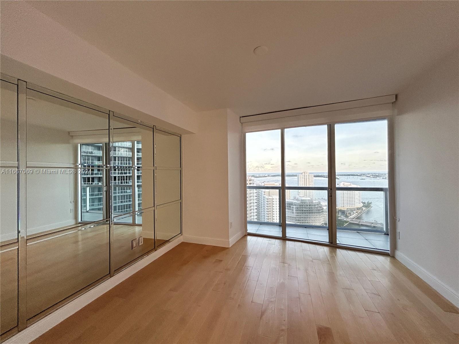 475 BRICKELL AV # 3107