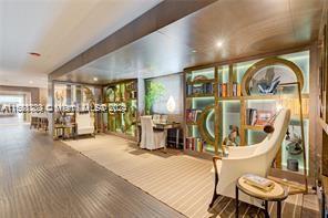 125 Ocean Dr # F0203