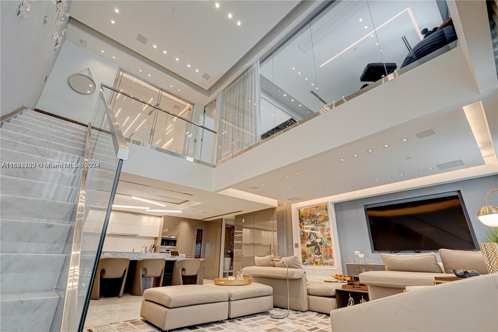 125 Ocean Dr # F0203