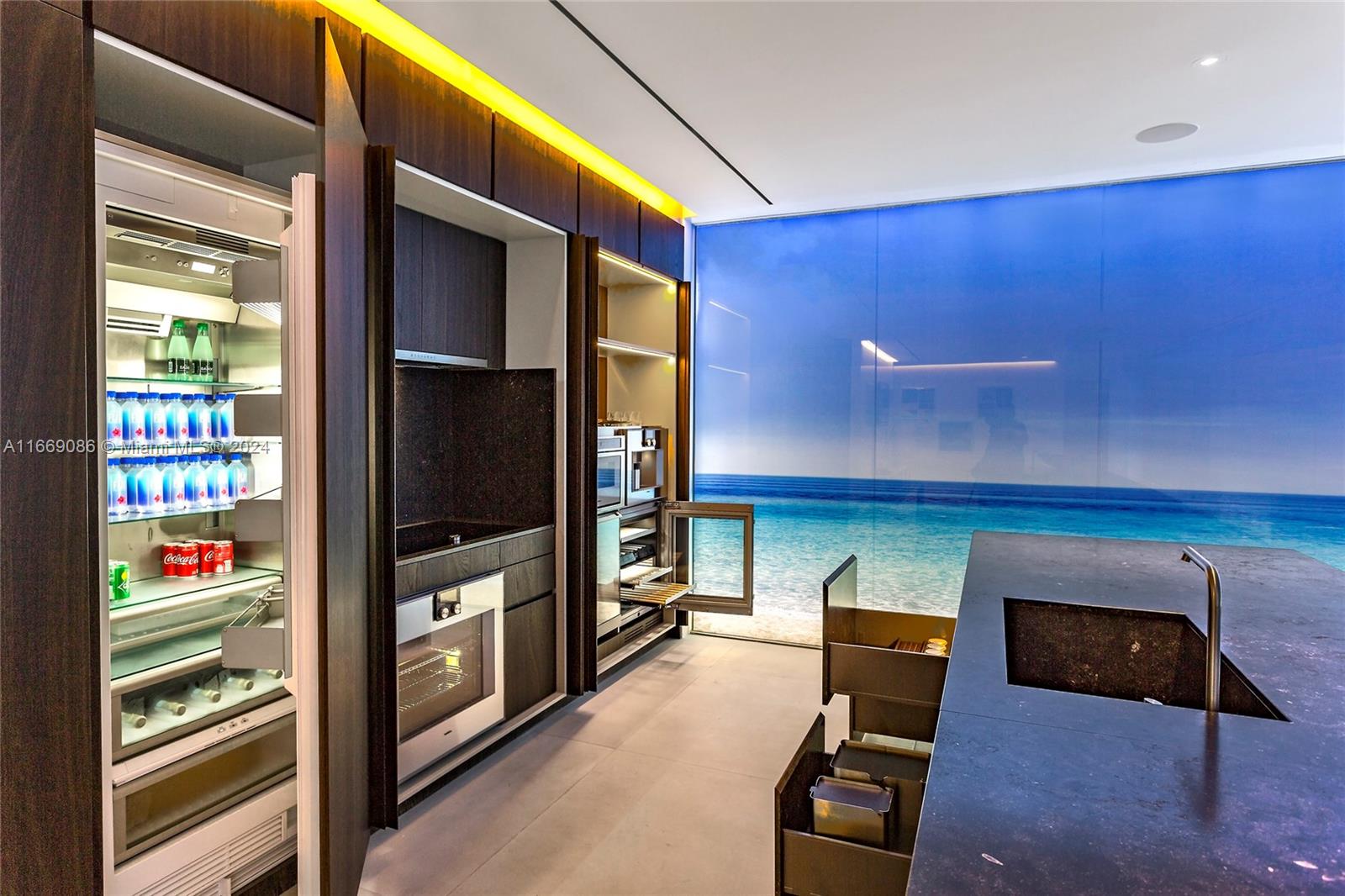 2000 S Ocean Drive # 29A