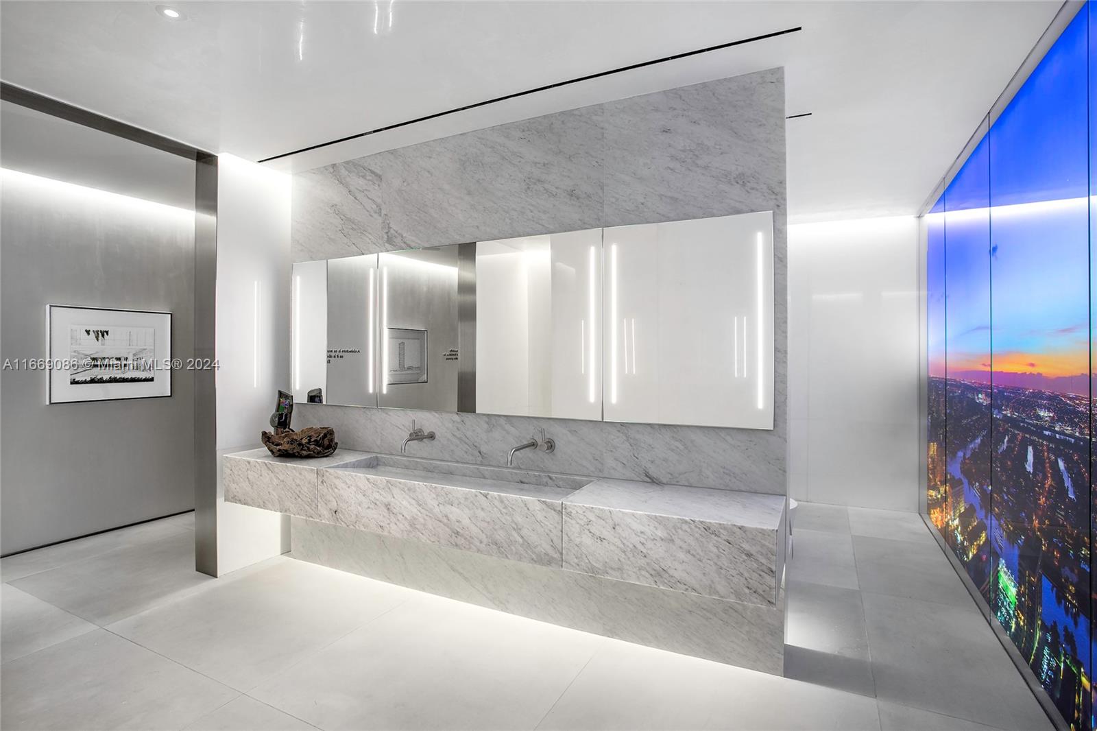 2000 S Ocean Drive # 29A