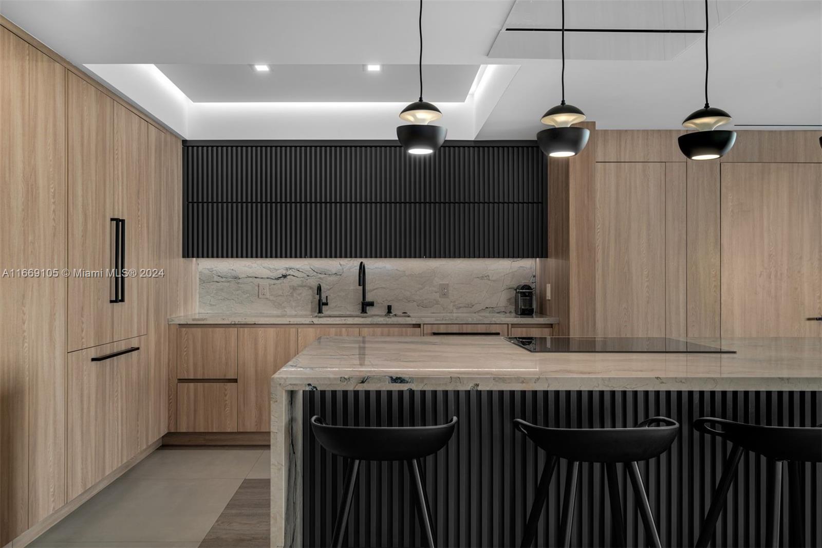 2127 Brickell Ave # 904