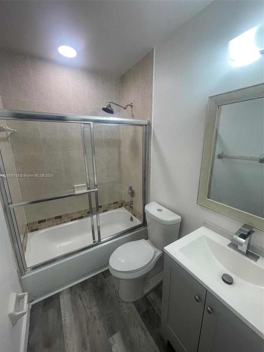 8540 NW 188th Ter # 2405