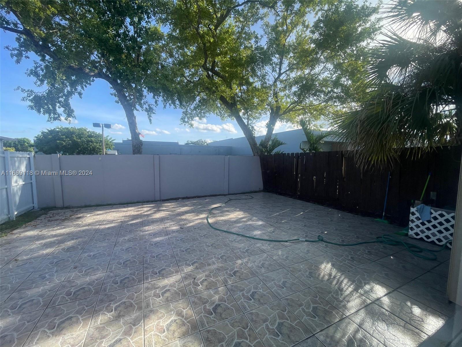 8540 NW 188th Ter # 2405