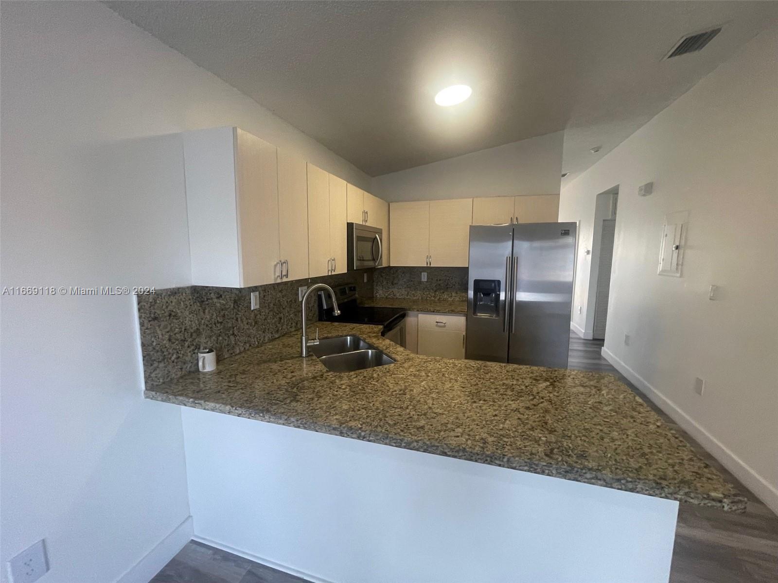 8540 NW 188th Ter # 2405