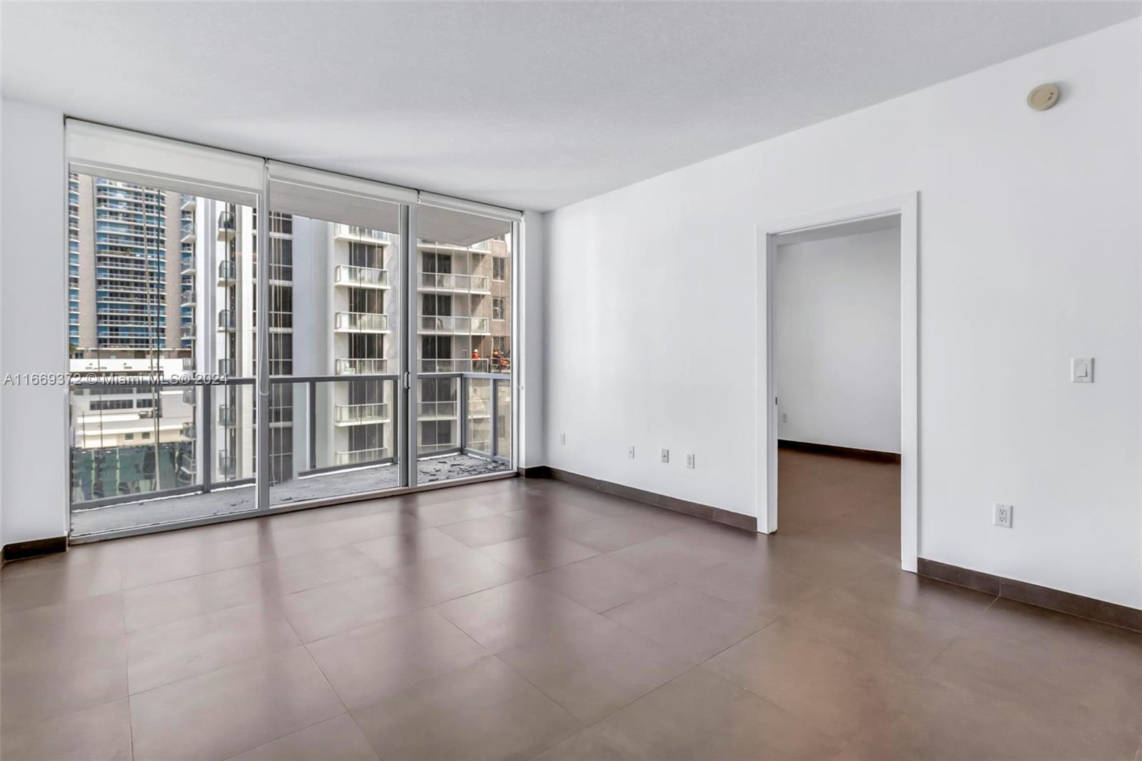 1050 Brickell Ave # 1808