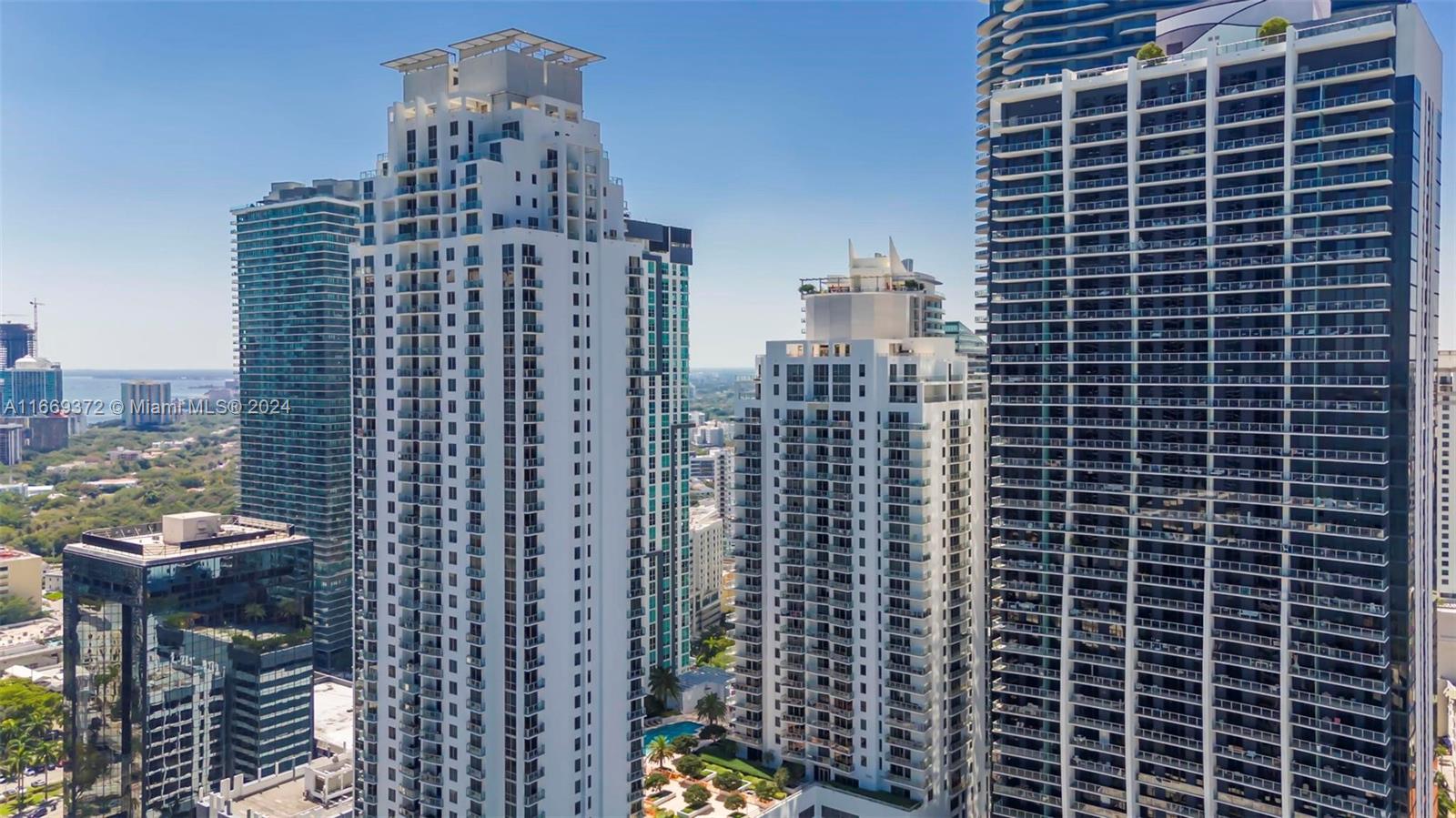 1050 Brickell Ave # 1808