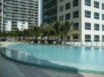 185 SW 7th St # 1606
