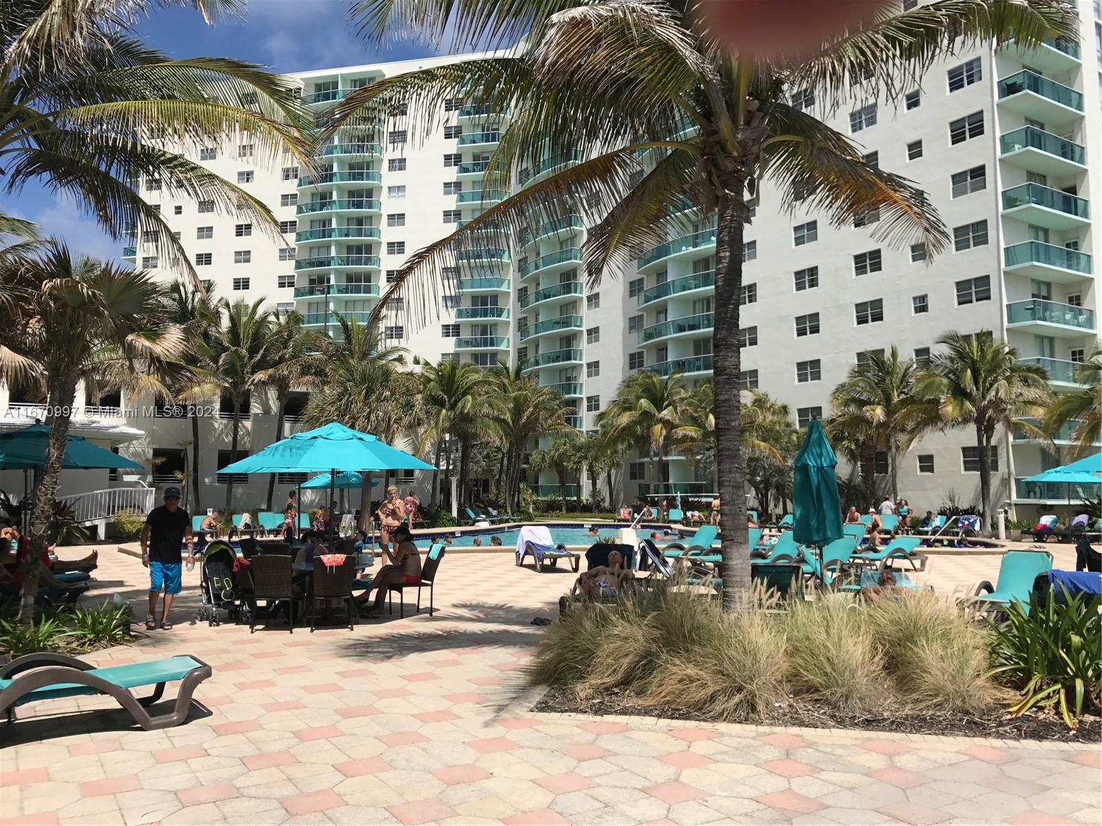 3801 S Ocean Dr # 9V