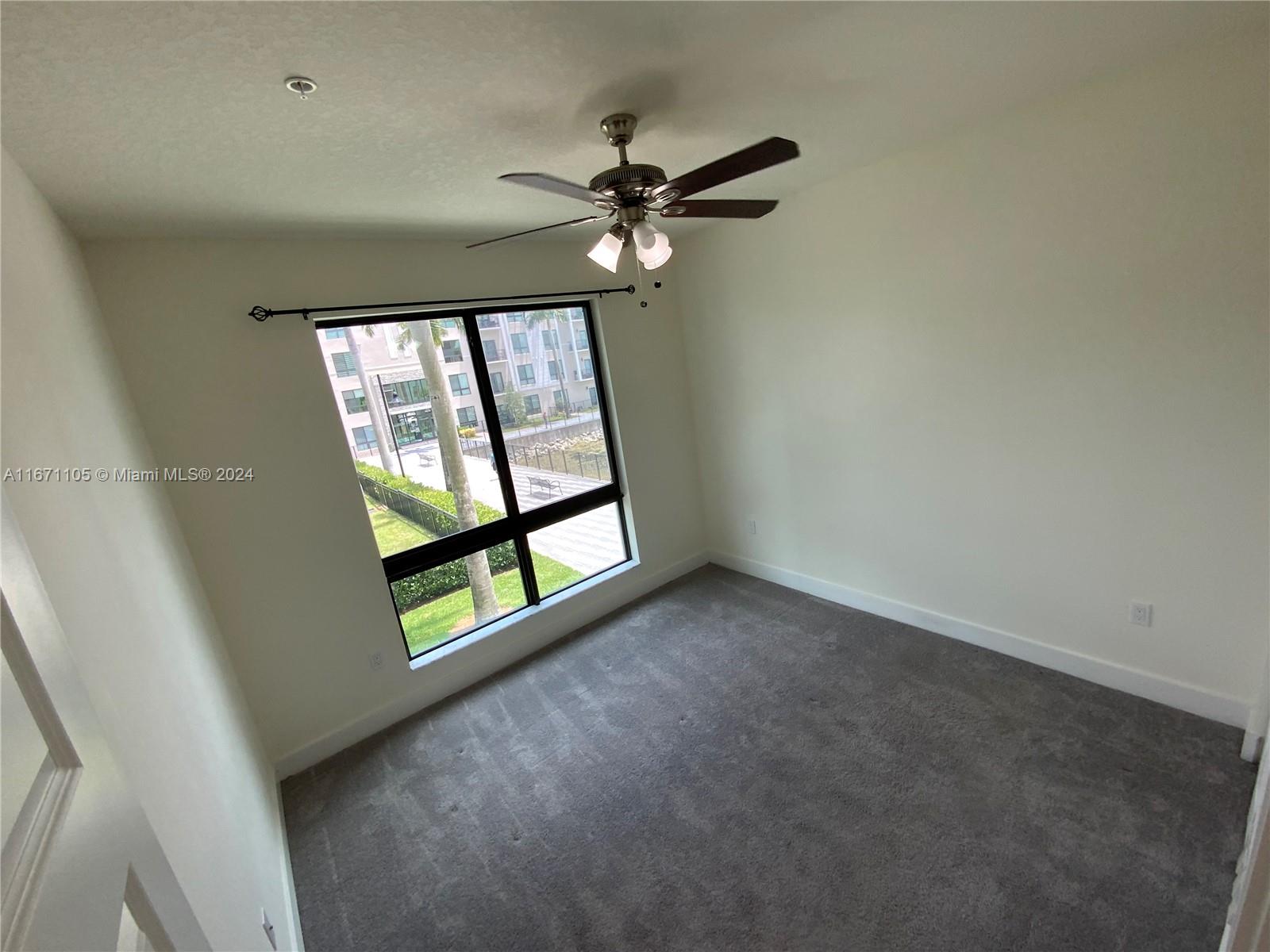 4640 NW 84 Avenue # 18