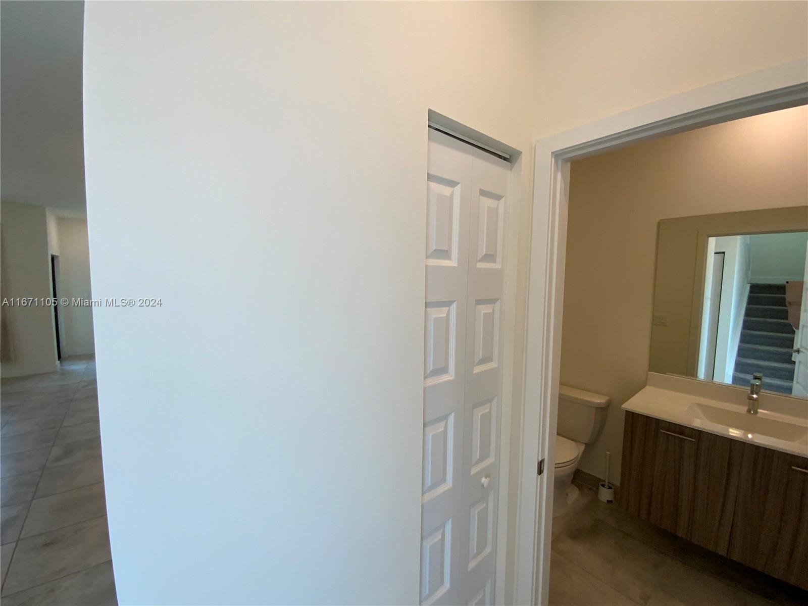 4640 NW 84 Avenue # 18