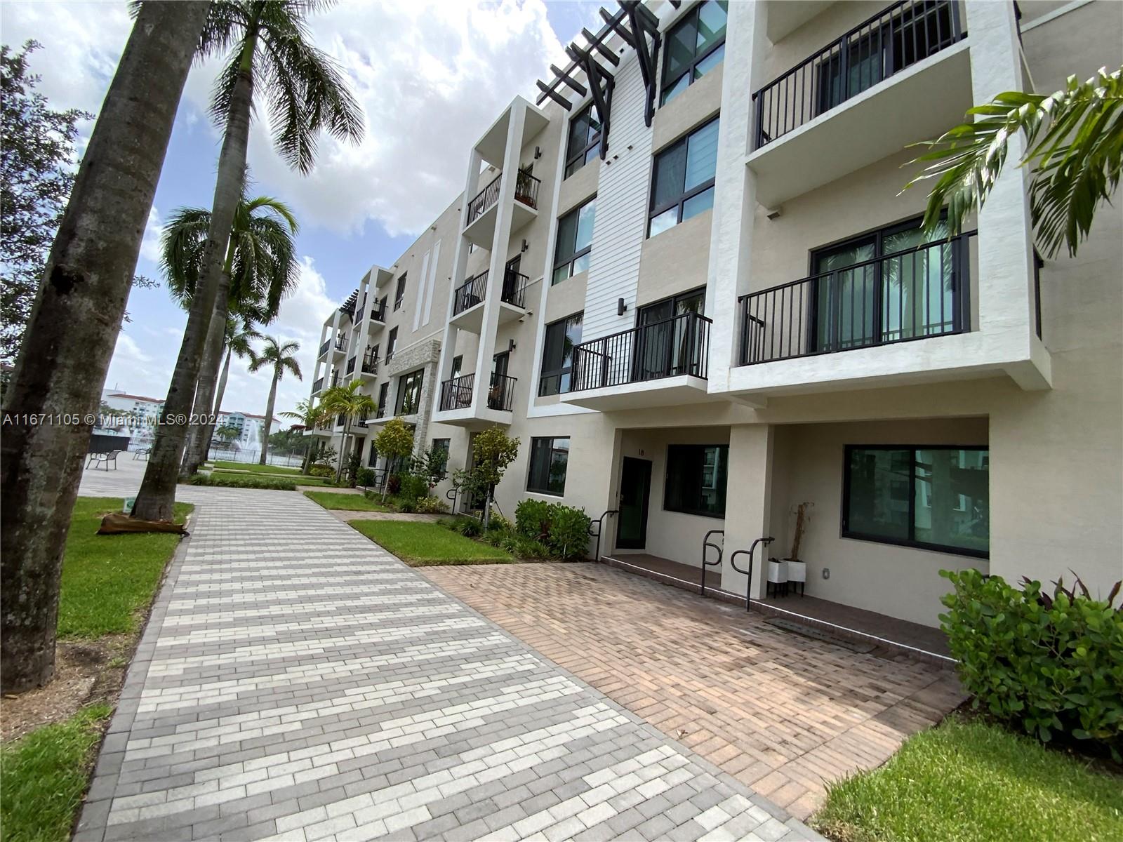 4640 NW 84 Avenue # 18
