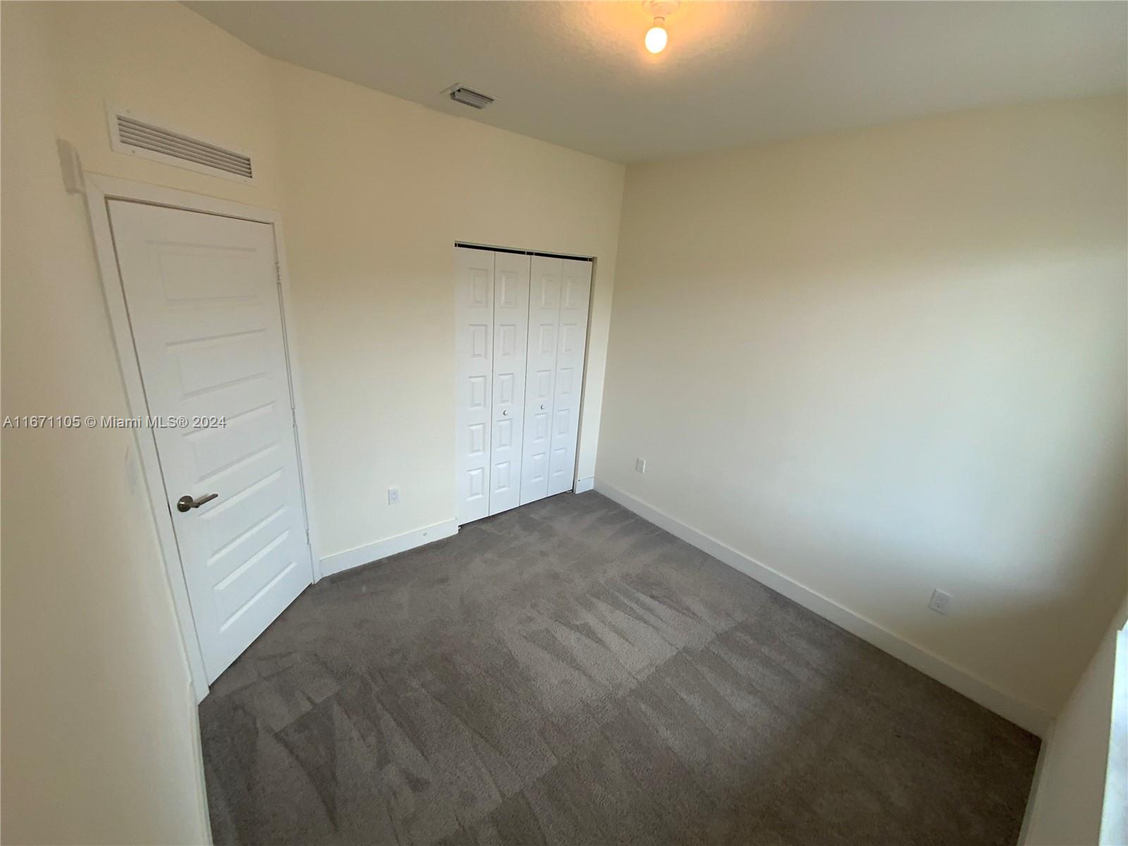 4640 NW 84 Avenue # 18
