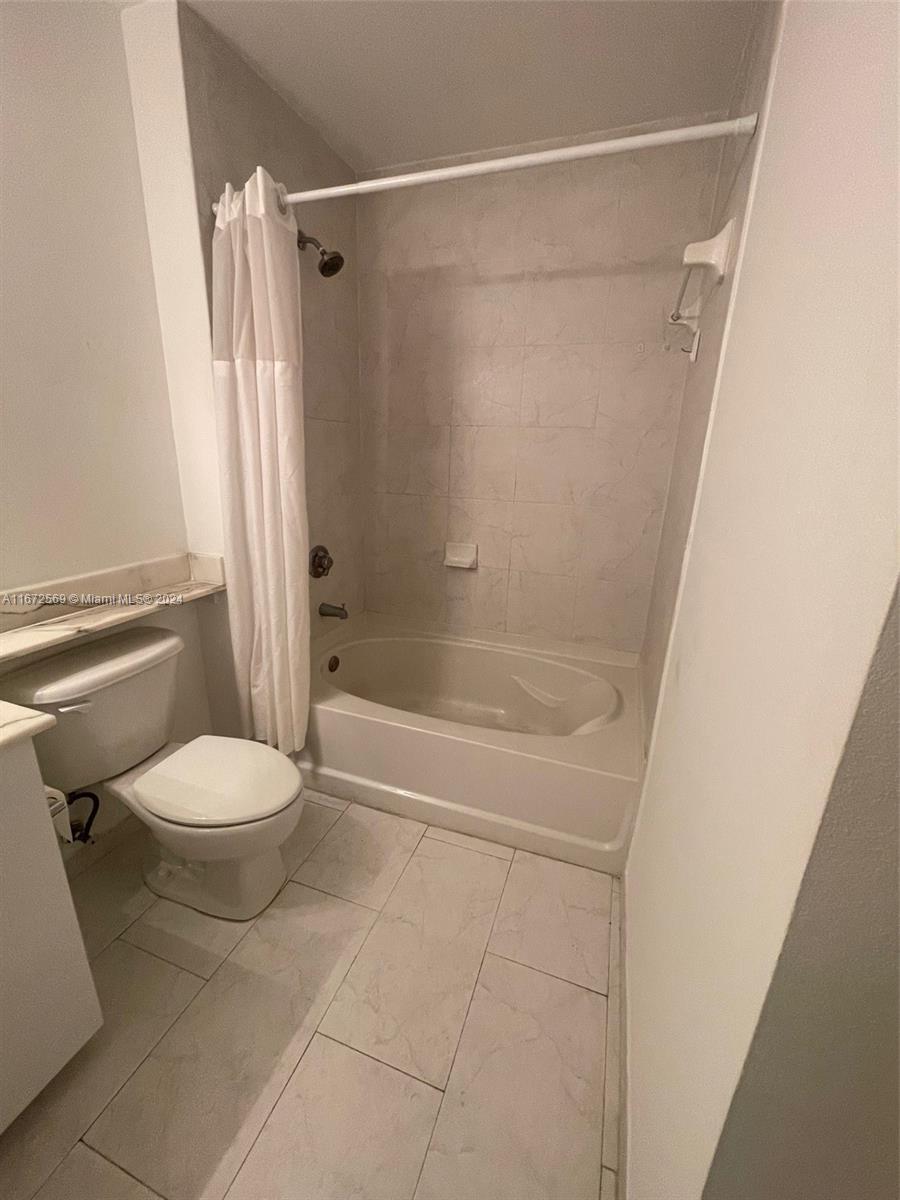 234 NE 3rd St # 1408