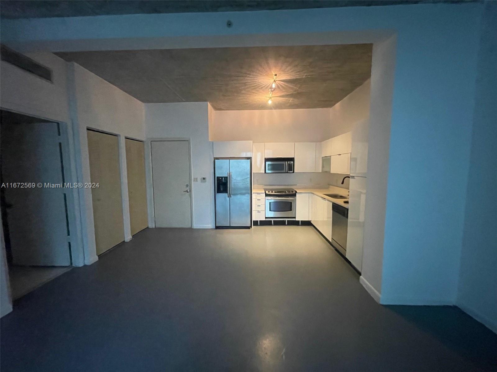 234 NE 3rd St # 1408