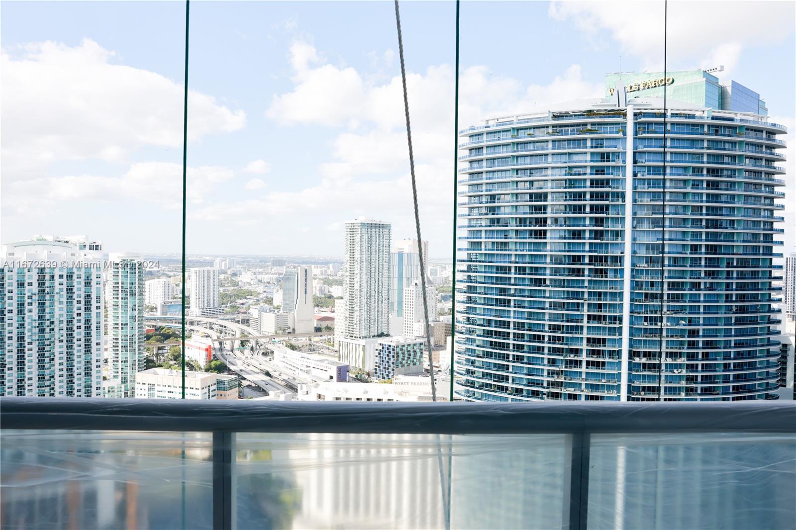 465 Brickell Ave # 4206