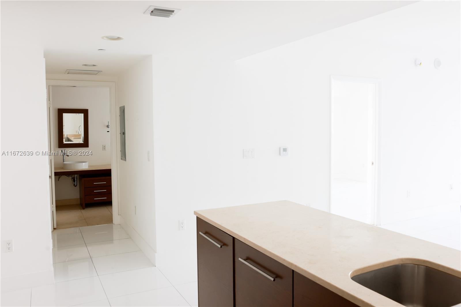 465 Brickell Ave # 4206