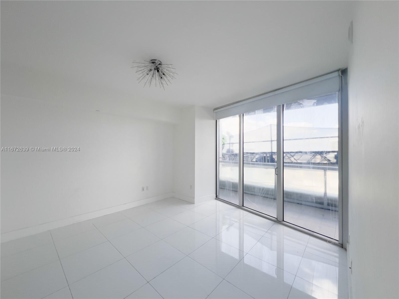465 Brickell Ave # 4206