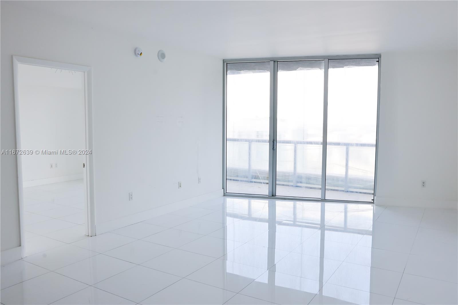 465 Brickell Ave # 4206
