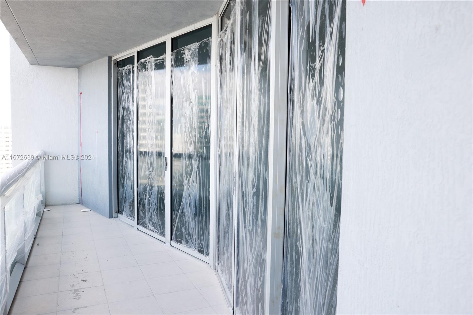 465 Brickell Ave # 4206
