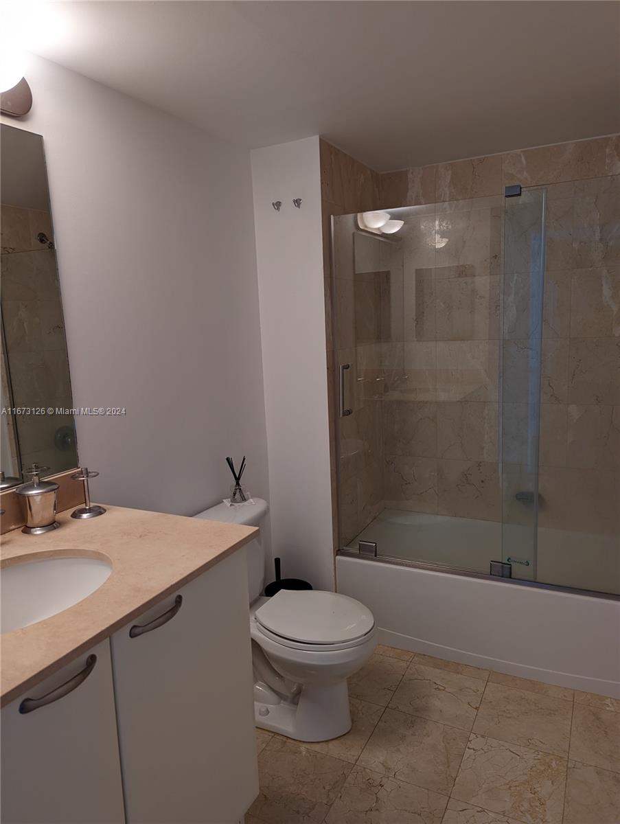 2101 Brickell Ave # 1010