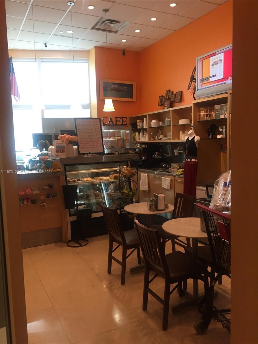 2101 Brickell Ave # 1010