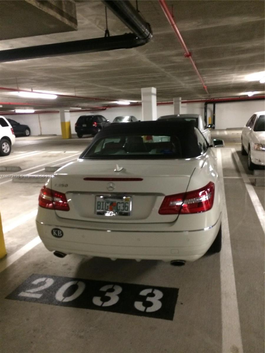 2101 Brickell Ave # 1010